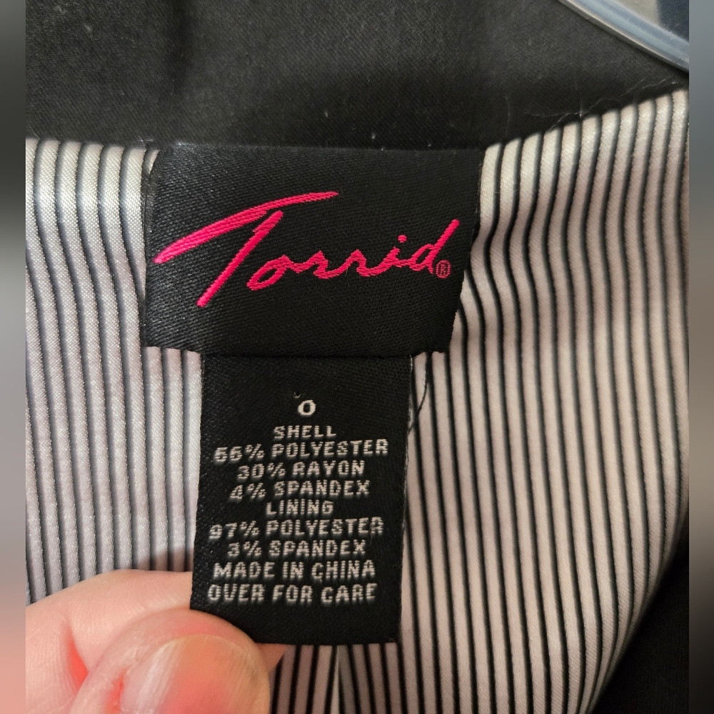 Torrid Black Blazer Jacket, Fully Lined, Single B… - image 3